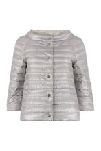 Load image into Gallery viewer, Snap button fastening down jacket