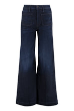 Load image into Gallery viewer, The Swooner Patch Roller Skimp jeans

