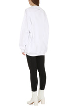 Load image into Gallery viewer, Oversize cotton sweatshirt
