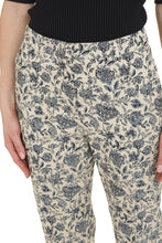 Load image into Gallery viewer, Pescina cropped trousers

