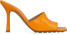 Load image into Gallery viewer, Stretch leather mules
