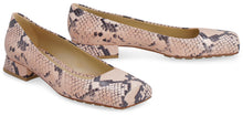 Load image into Gallery viewer, Tower leather shoes
