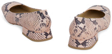 Load image into Gallery viewer, Tower leather shoes
