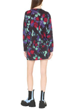 Load image into Gallery viewer, Crew-neck sweater
