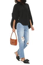 Load image into Gallery viewer, Silk shirt
