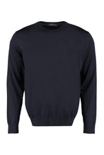 Load image into Gallery viewer, Fine-knit sweater
